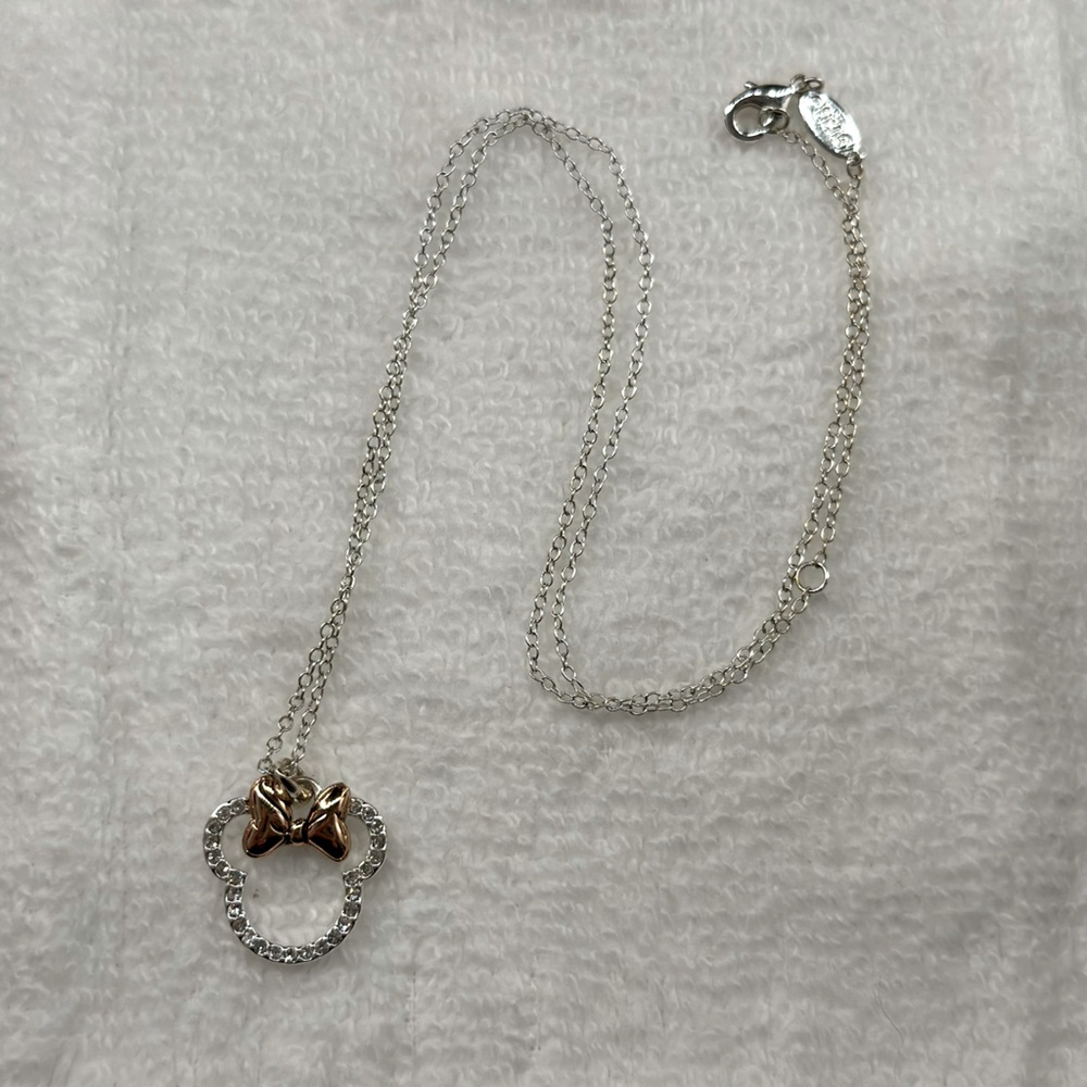 Charming Disney Minnie Mouse Necklace ( Sterling Silver)
